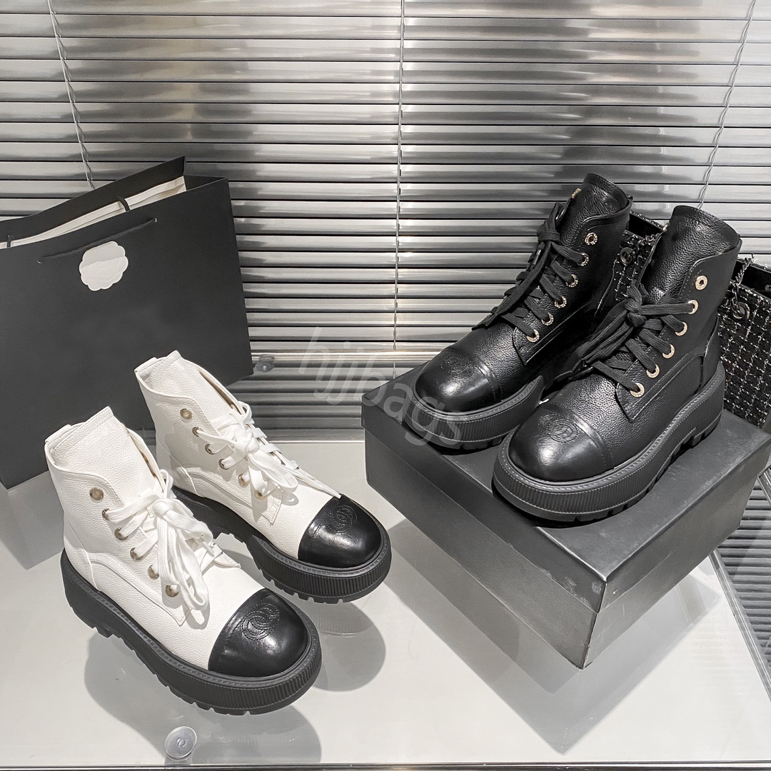 Women's boots Chunky heels 3-5CM Single shoe Embroidery leather fashion metal button luxury classic business ch loafers size 35-40