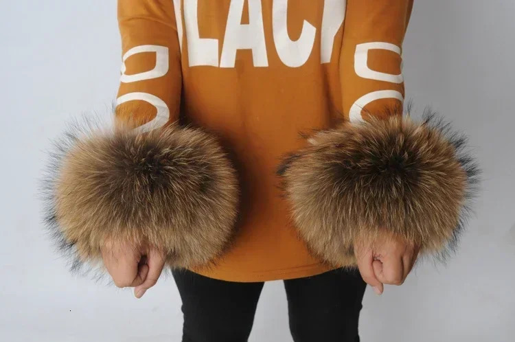 100% natural raccoon womens fur cuffs 2PCS fur wrist warm fluffy fur sleeves 241106