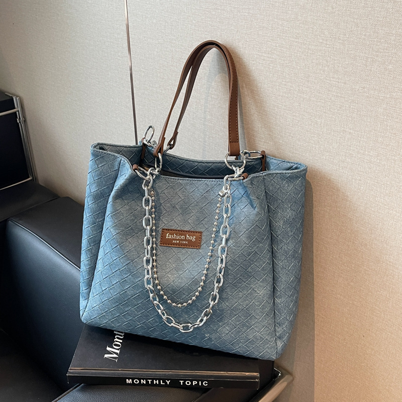 Women's Large Capacity Commuting Handbag Versatile Casual Chain Shoulder Texture Student Bag Designer Bags Handbags Women