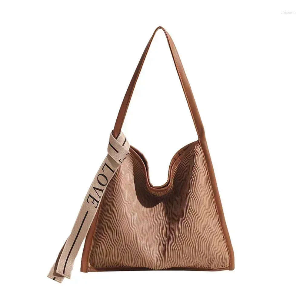 Totes Autumn And Winter Large Capacity Bag For Women 2024 Leisure Commuter Single Shoulder Underarm Soft Face Tote Bucket 6B85 2B07