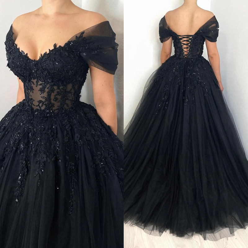 2024 Beaded Black Gothic Wedding Dresses Off The Shoulder Short Sleeves Princess Tulle Bridal Gowns 3D Floral Appliques Sweep Train Vintage Bride Wear