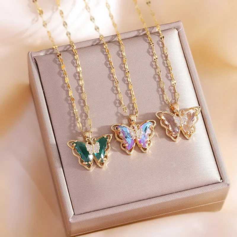 New Fashion Luxury Zircon Pendant Necklace Suitable for Warm Girls Stainless Steel Clavik Chain Elegant Party Jewelry for Women X241106