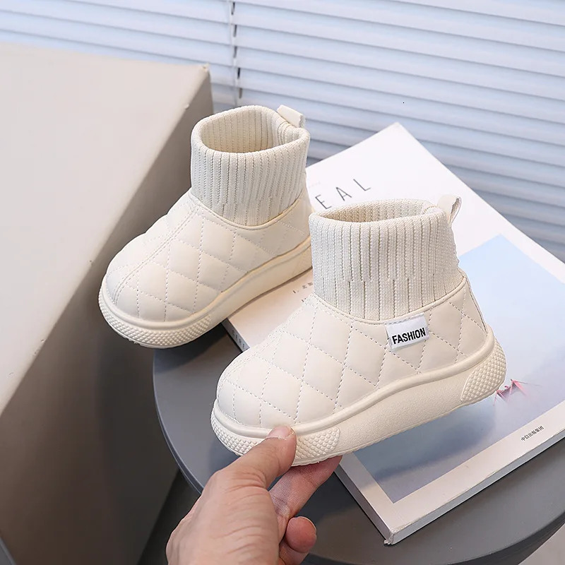 Winter Children Snow Boots for Boys Thick Sole Anti Slip Kids Casual Shoes Thicken Plush Warm Girls Boots Baby Cotton Shoes 241106