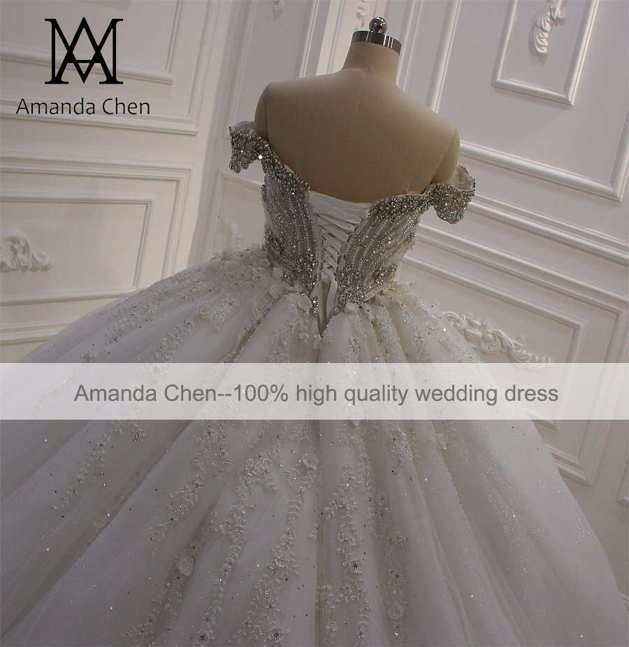 robe blanche Off Shoulder Crystal Beading Fluffy Wedding dress