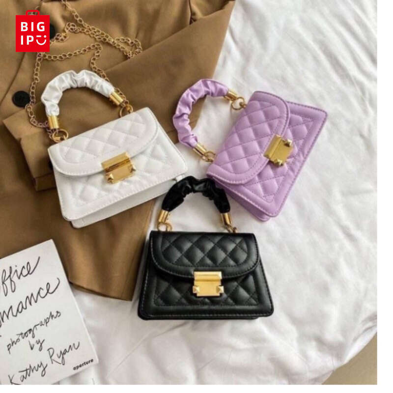 Designer Bag Women's Bag Popular Instagram Women's Bag 2024 Classic Fashion Internet Celebrity Hand-Held Small Square Bag Chain Bar Crossbod