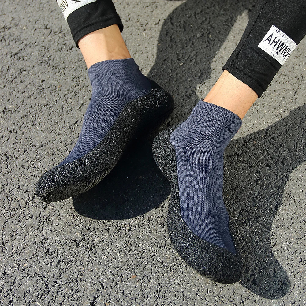 Outdoor mens beach shoes multifunctional swimming shoes yoga hiking climbing rope skates241106bj