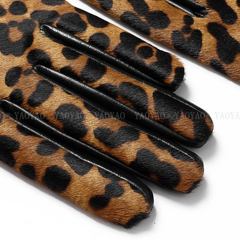 YY5388 Womens Leopard Pattern Leather Gloves Womens Short Winter Wool Lining Thick Luvas Botton Warm Guantes Mujer 241106