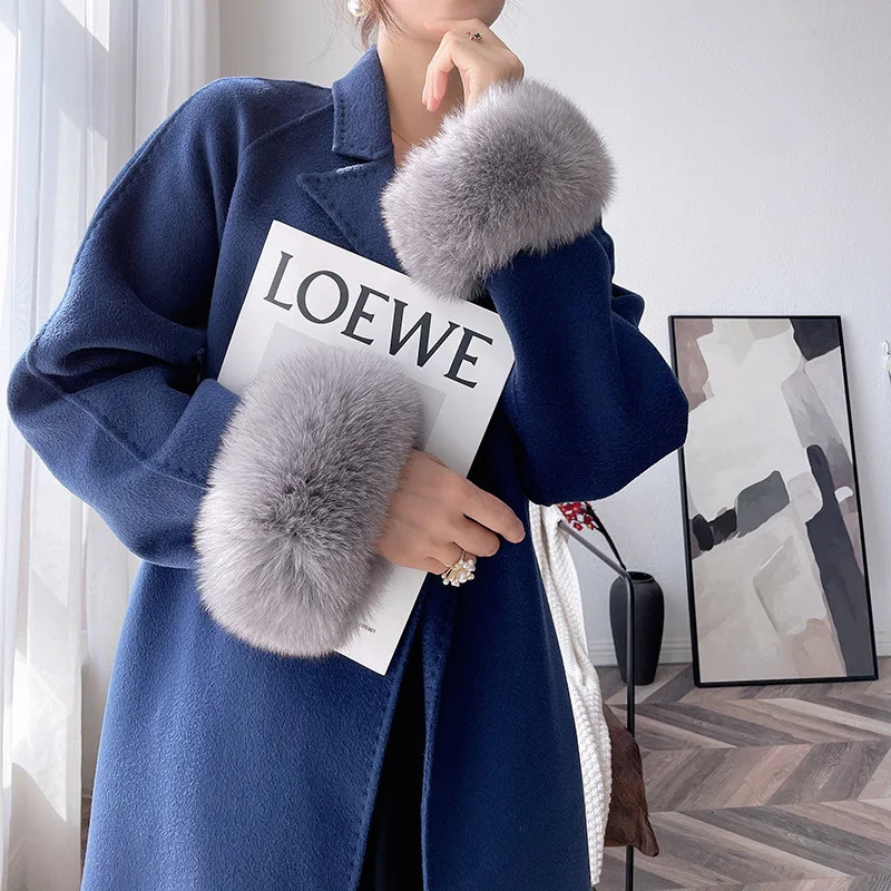 Natural fox fur cuffs wrist warmers womens jackets outerwear sleeves fur decorations womens bracelets real fur wrist gloves snap rings 241106