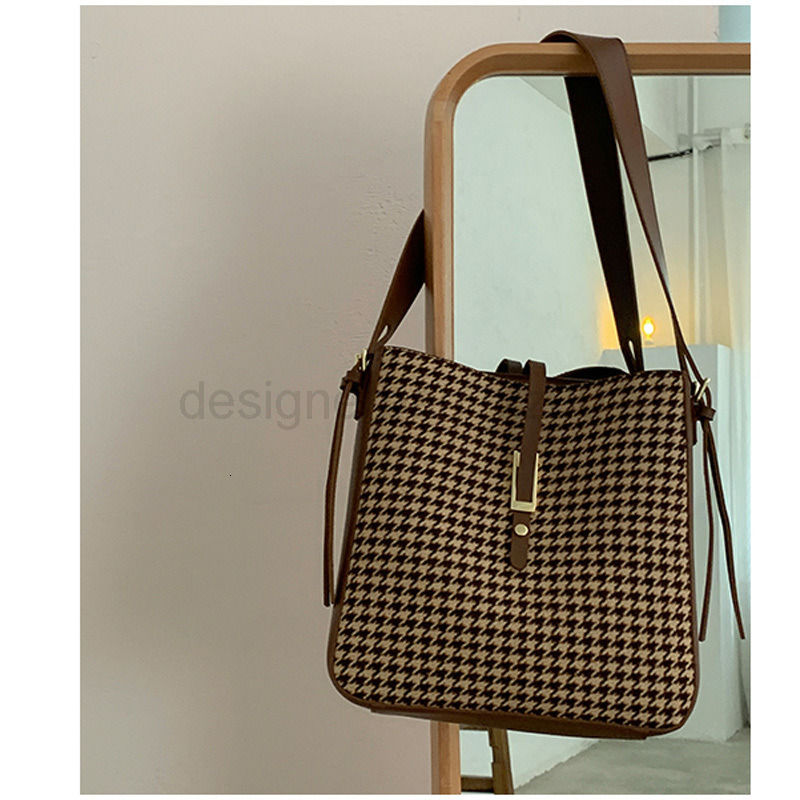 Fashion Classic Bag Designer 10a Top Nikiduncks Woman Handbagevening Bags Bucket for Women New Trendy and Fashionable Niche Versatile L
