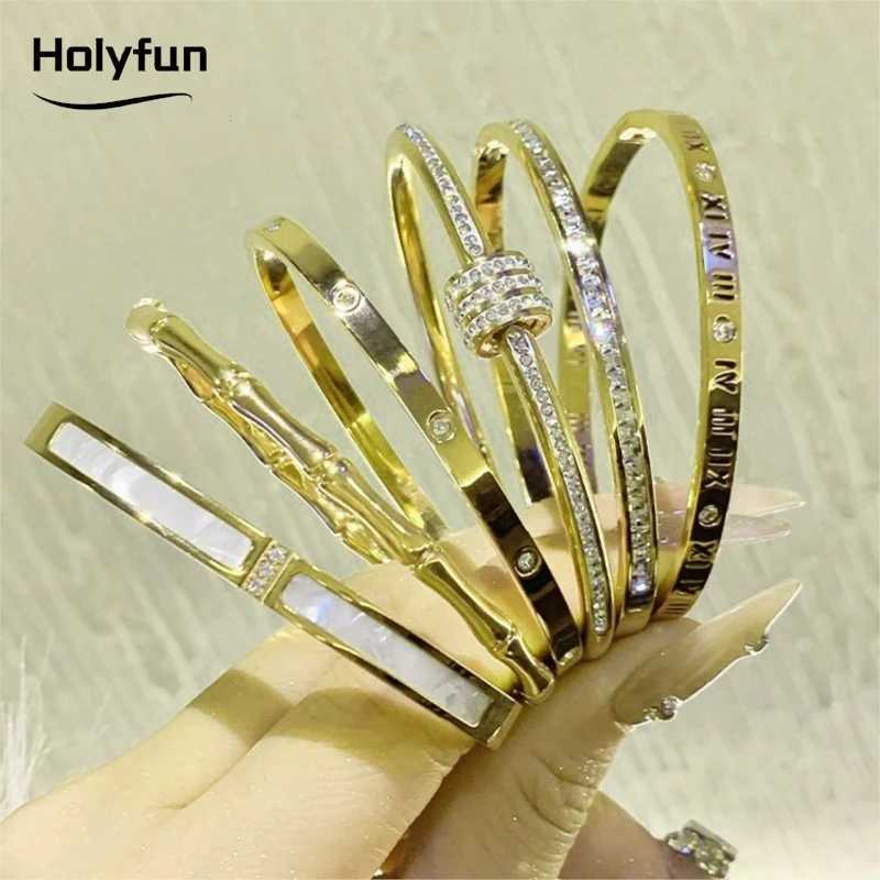 Classic Bracelet Design Gold Waterproof Stainless Steel Luxury Brand Sparkling Zircon Bracelet X241106