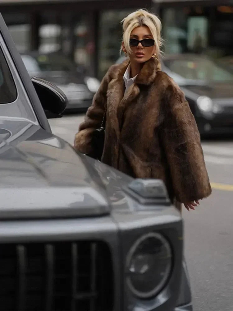 Womens Warm Faux Fur Long Overcoat Single Breasted Fleece Trench Coat Winter Lady Fluffy Plush Thicken Outerwear 241104