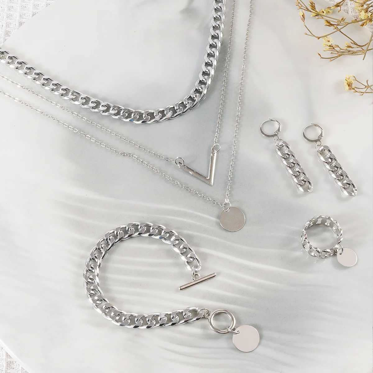 Sn piece set fashionable Mtilayer retro V-shaped necklace used for earrings jewelry aluminum chain bracelet X241106