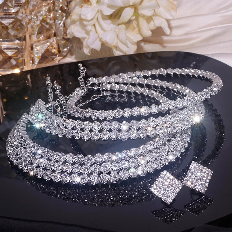 Classic rhinestone crystal necklace earring and bracelet set suitable for womens silver bridal wedding party jewelry set 241106