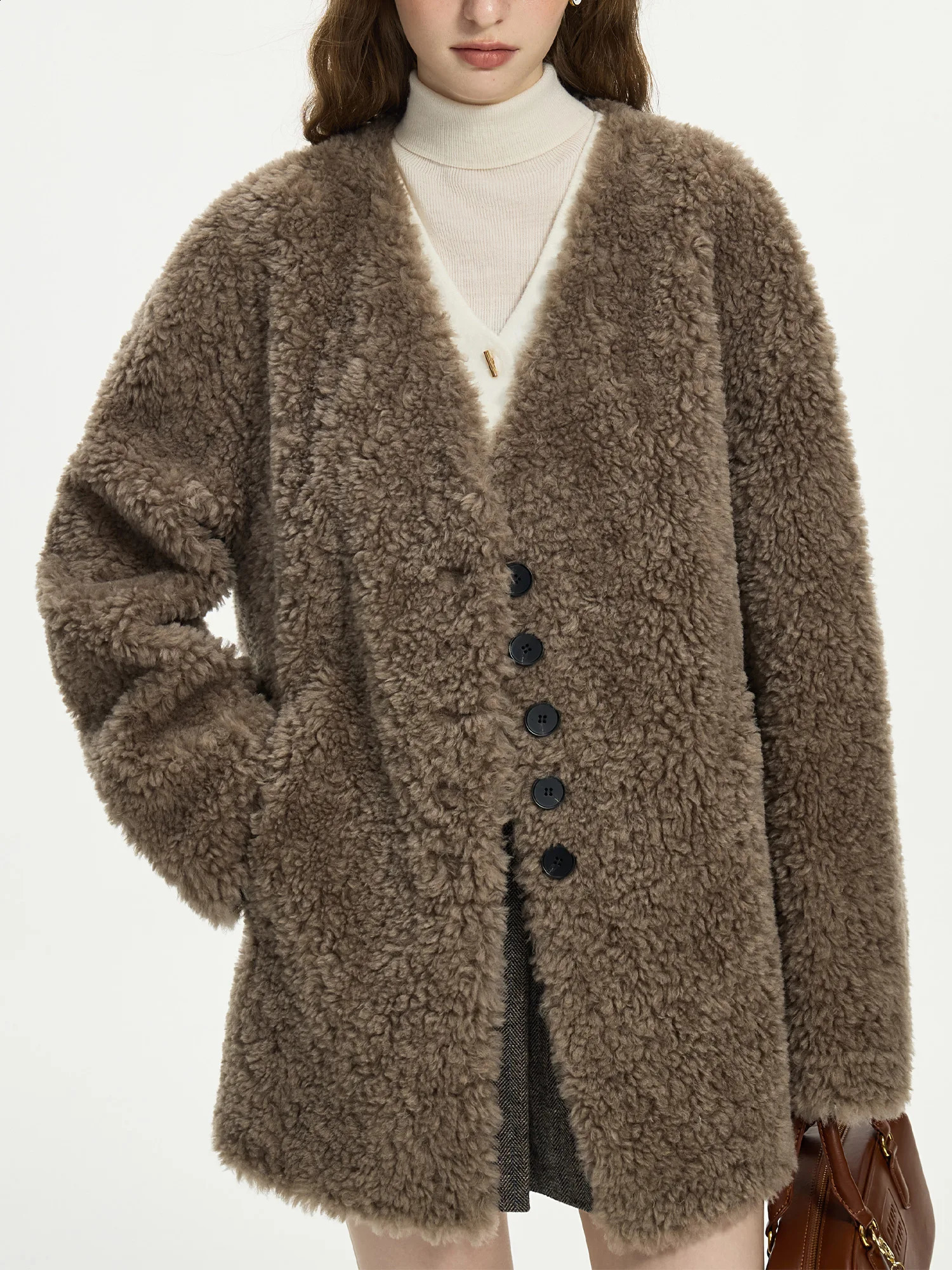 FSLE 100% Wool Women Khaki VNeck Warm Jackets Gentle Winter Loose Coats DoubleFaced Fur Dark Coffee Coat 24FS14508 241104