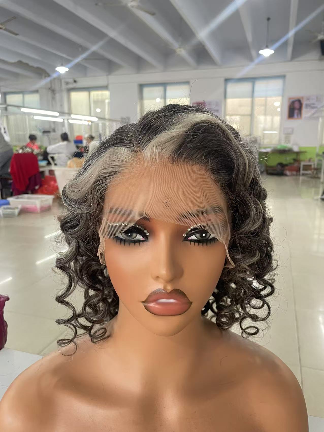 Grey lace front human hair wigs salt and pepper natural silver loose curly gray hd lace 13x4x1 T part for women topper bllack and white mixed