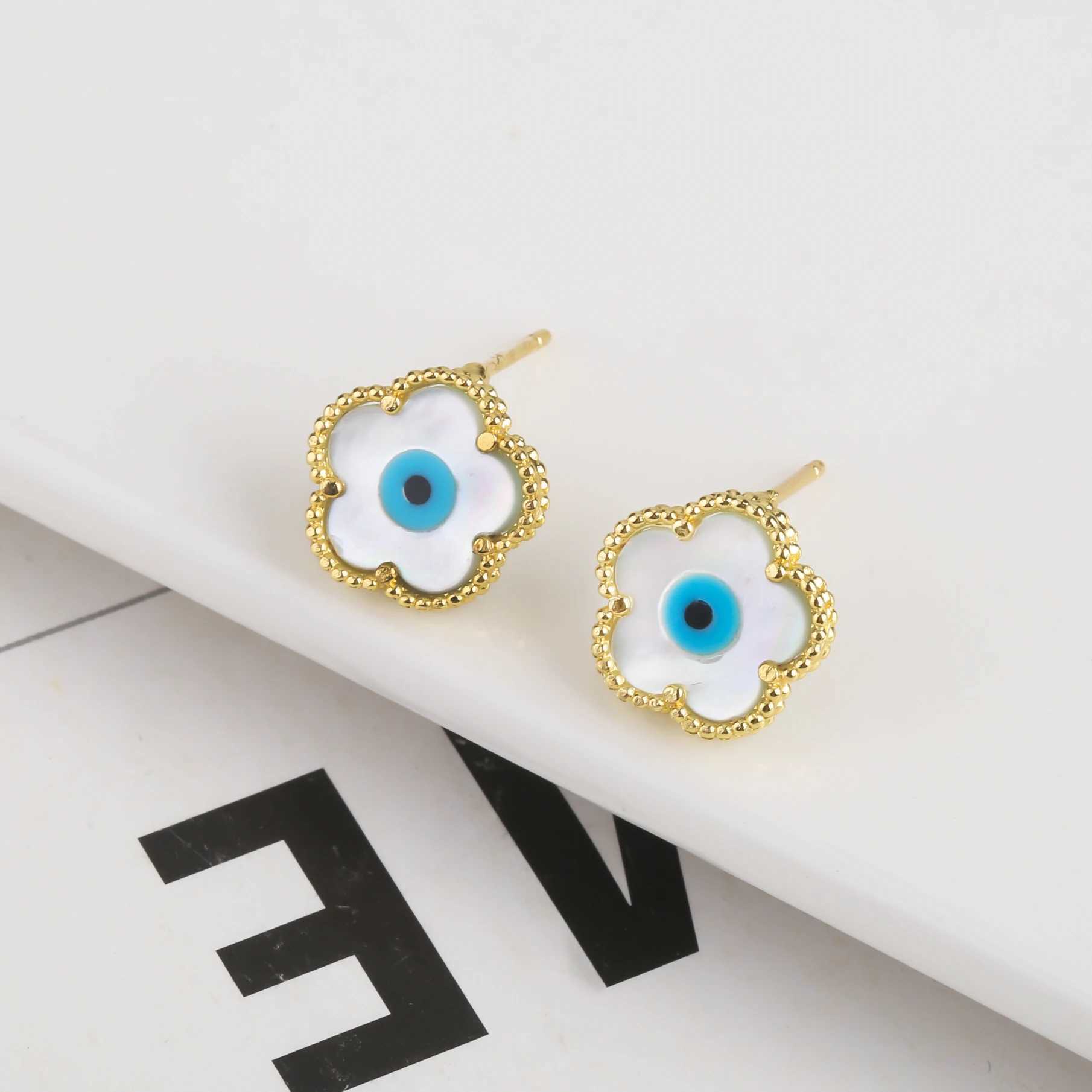 New Shell Natural Stone Flower Eye Bracelet Necklace Earrings Jewelry Set High Quality Creative Luxury Wens Hip Hop Style X241106