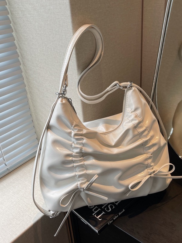 Advanced Pleated Shoulder Bag For Bags Handbags Women Commuting Large Capacity Backpack Designer