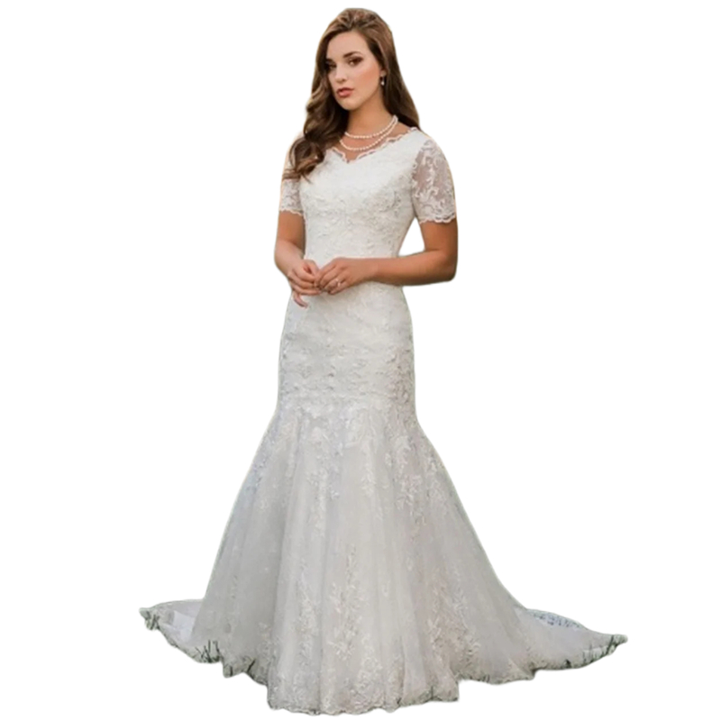 2024 Vintage Mermaid Wedding Dresses Short Sleeves Lace Appliques V-Neck Ivory Long Bridal Gowns Back Covered Buttons Court Train Garden Bride Recepti