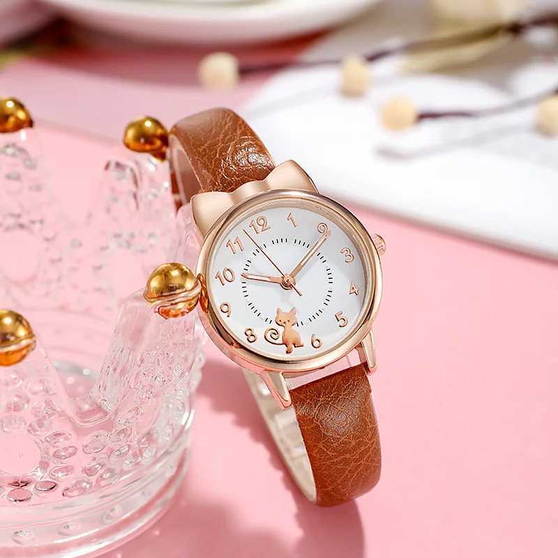 New Girls Casual Watch Alloy Shell Strap Cute Cartoon Cat Graphic Non luminous Pointer Student Womens Watch Reloj Mujer X241106