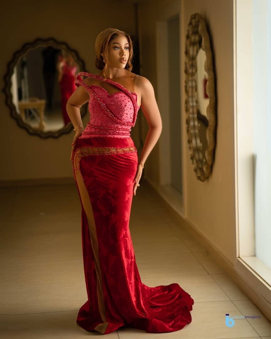 2024 Plus Size Red Illusion Mermaid Prom Dresses For Special Occasions Velvet Beaded Stylish Evening Party Birthday Gowns Dress For Women Vestidos de 