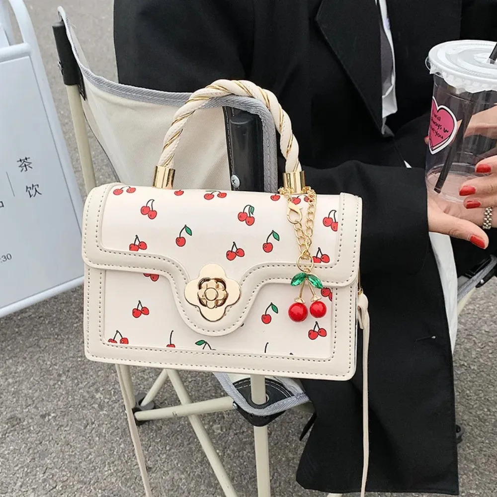 Exquisite Mini Bag Womens Fashion Edition Messenger Bag Sweet Cherry Square Chain Cross Body Bag Wallet241106