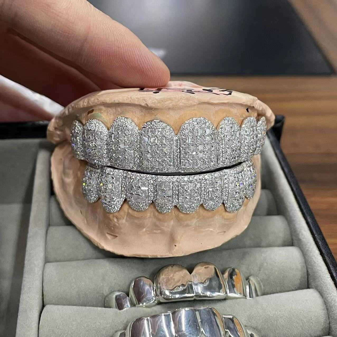 Sparkle Custom Made Hip Hop Iced Out Sterg Sier grills gold Jewelry zigzag setting VVS Moissanite Teeth Mouth Grillz