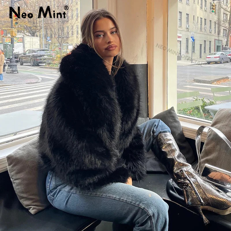 Neo Mint Street Fashion Shawl Collar Faux Fox Fur Coat Women 2024 Winter Cool Black Short Fur Jacket Vintage Chic Overcoat 241106