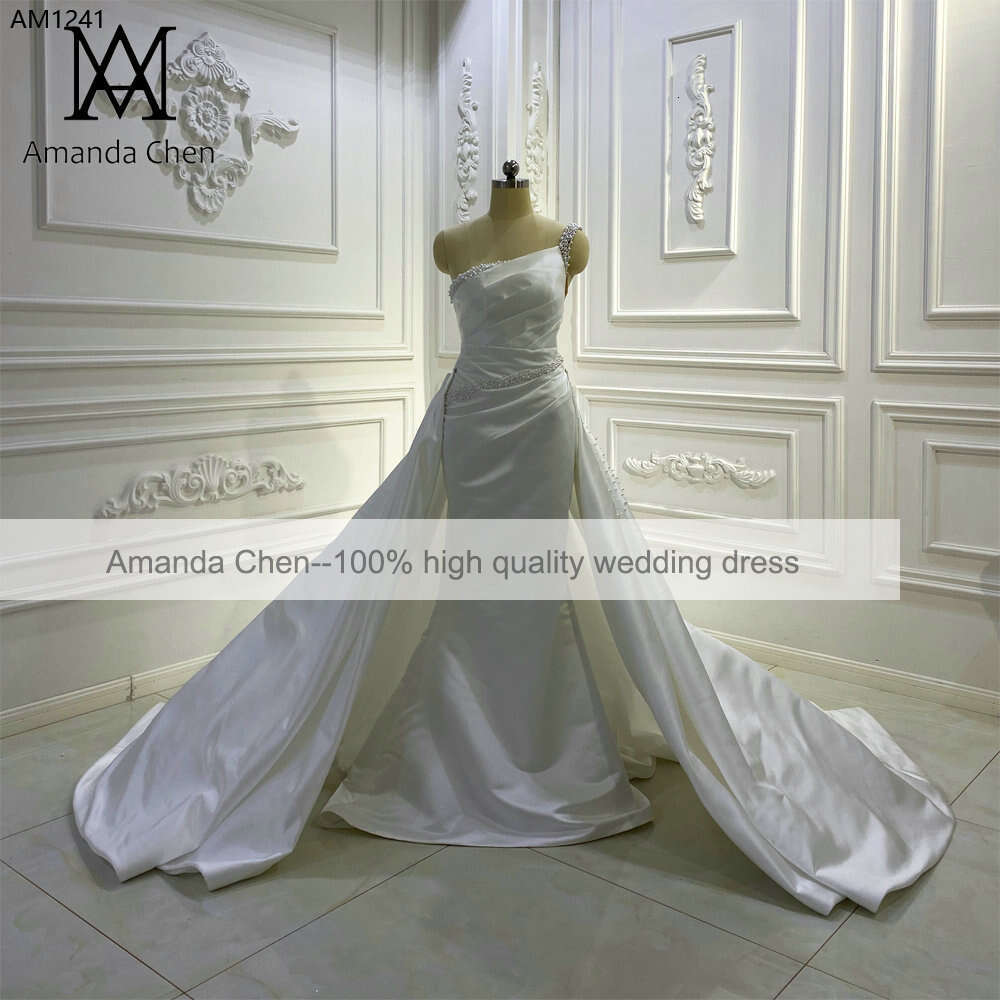 One Shoulder Detachable Train Wedding Dress