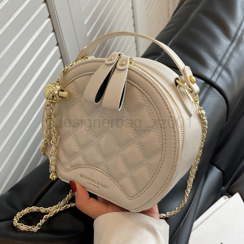 Classic Designer Bag Fashion 10a Top Nikiduncks Woman Handbagevening Bags This Years Popular Womens 2024 New Highend Handbag Handheld V