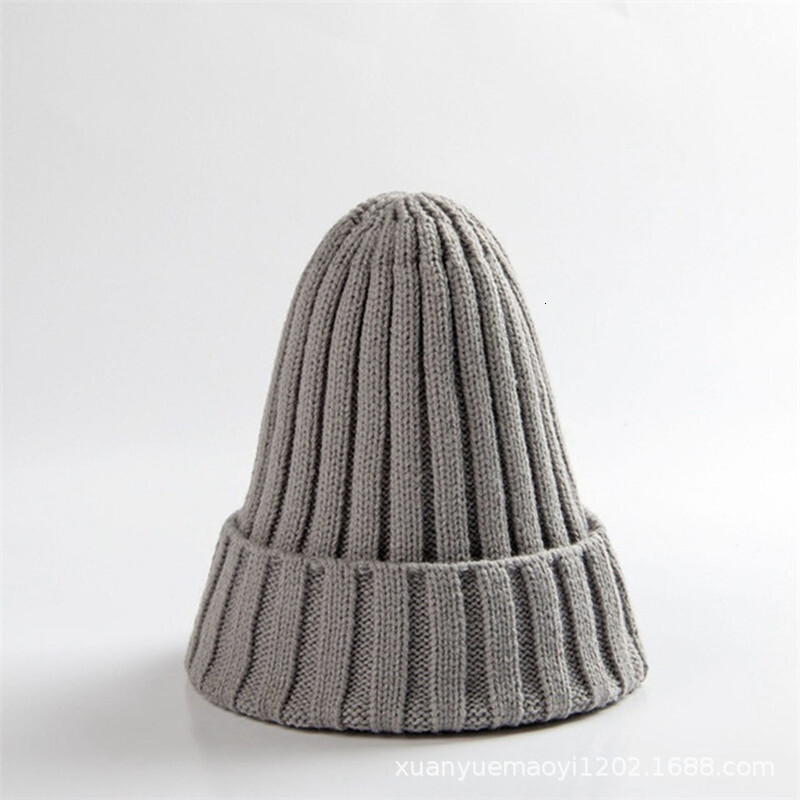 High quality design, men and women autumn and winter hat trend Knitted solid colored woolen ear protection warmth cover, head hat