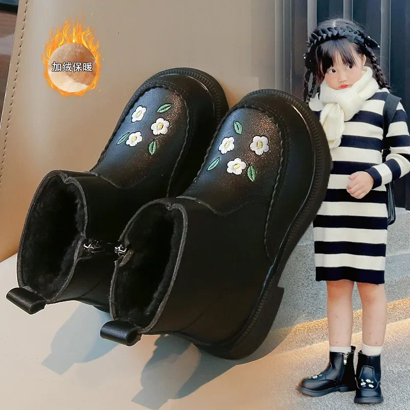 Winter Shoes for Girl Snow Boots Fashion Embroidery Plush Warm Kids Short Boots Non-slip Girls Cotton Shoes 241106