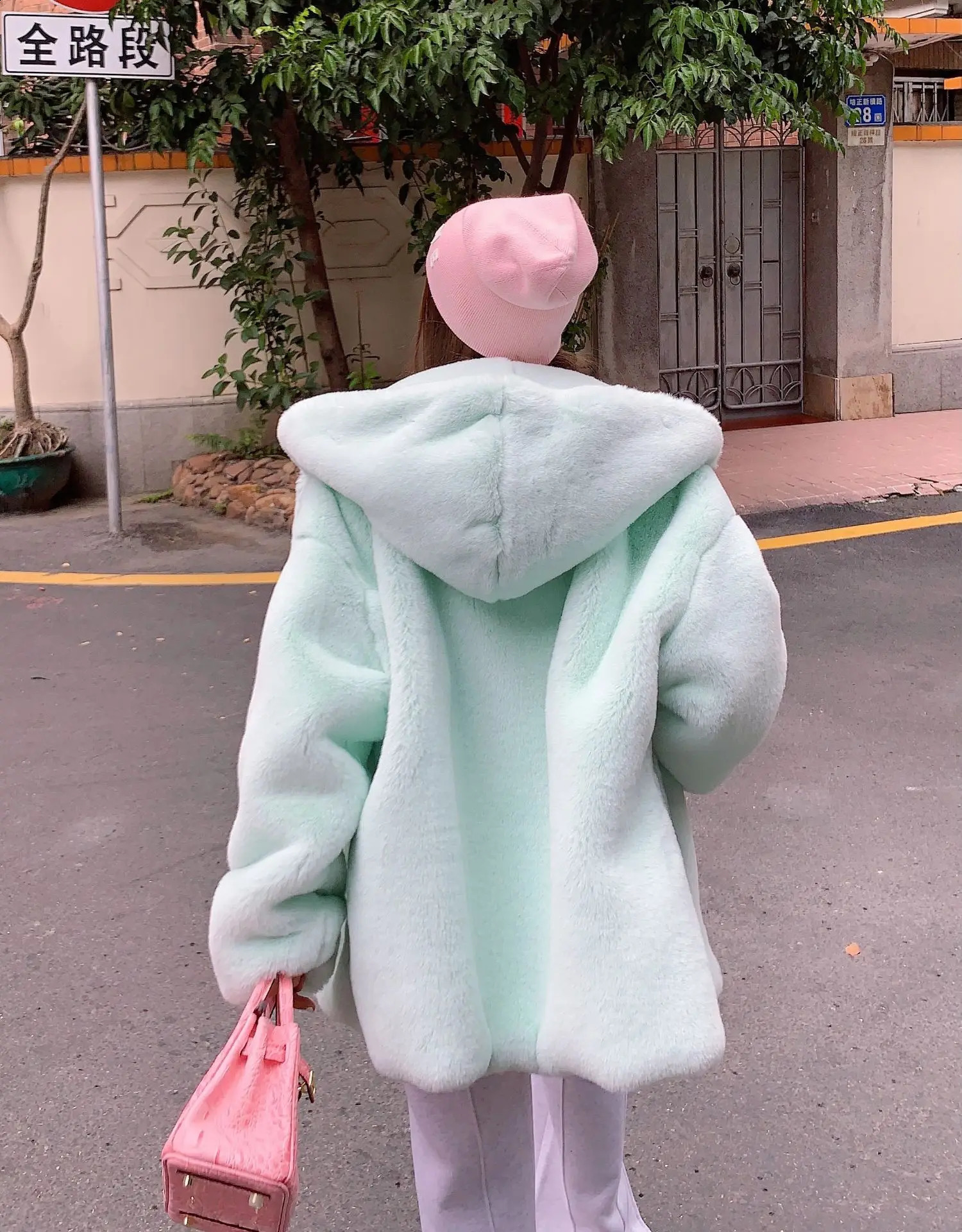 LOLIBOOK Women Sweet Pink Faux Fur Coats Female Winter Thick Warm Streetwears Korean Hooded Fashion Oversize Outerwears 241104