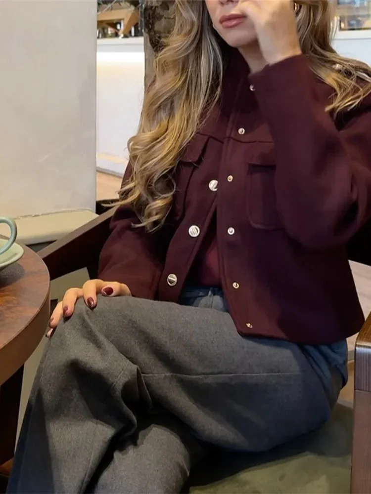 Elegant Womens Burgundy Cropped Jacket Female Stand Collar Single Breasted Full Sleeve Pocket Coat 2024 Autumn Lady Outwear 241106