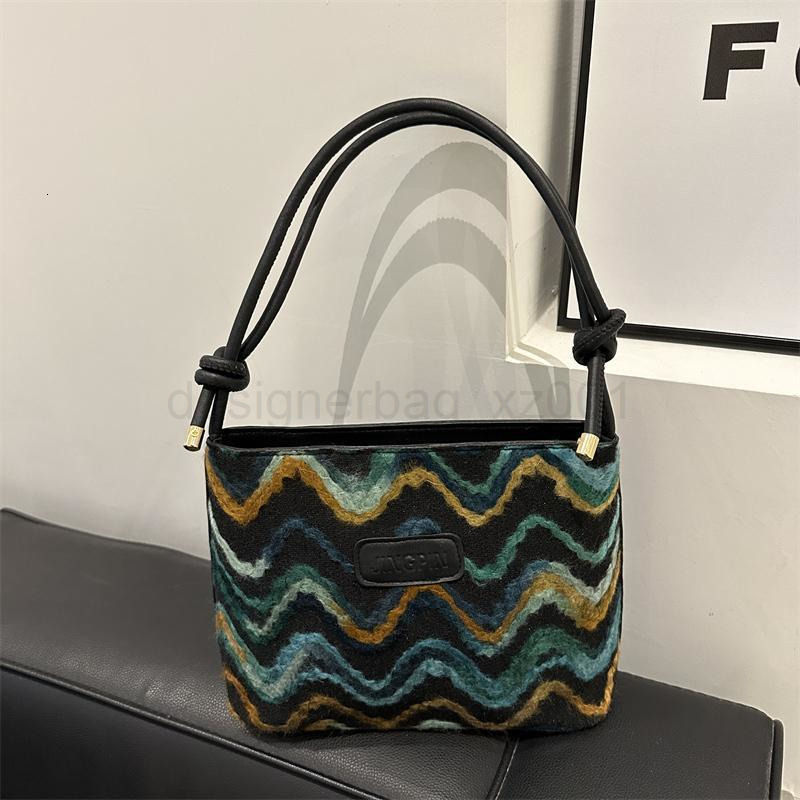 Classic Designer Bag Fashion 10a Top Nikiduncks Woman Handbagevening Bags This Years Popular 2024 New Trendy Summer Versatile Shoulder