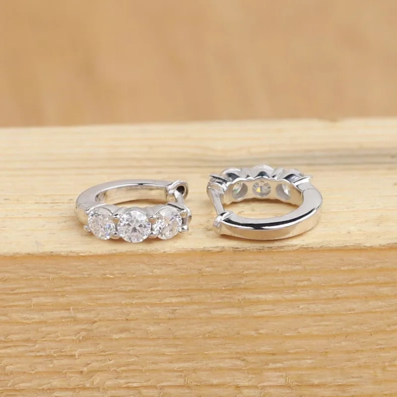 IOGOU 925 sterling silver D/VVS1 womens ring earrings 0.9cttw diamond round earrings classic wedding party gifts 241106