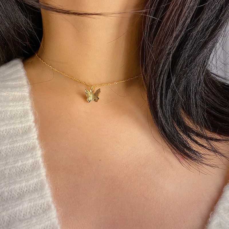 Fashion necklace cute gold and silver colored galvanized necklace short article on summer holidays roaring gifts jewelry X241106