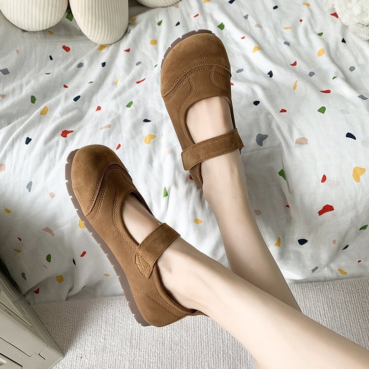 French round toe shallow mouth Mary Jane for women 2024 new summer niche puff fashionable casual versatile single shoes