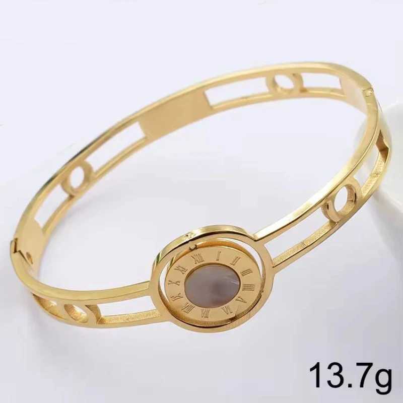 European and Ins Style Stainless Steel Ran Numerals Watch Bracelets Titanium Steel Fashion Temperature Style Jewelry X241106