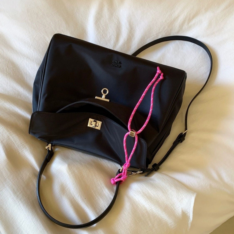 Classic Designer Bag Fashion 10a Top Nikiduncks Woman Handbagevening Bags 2024 New Handheld Single Shoulder Crossbody