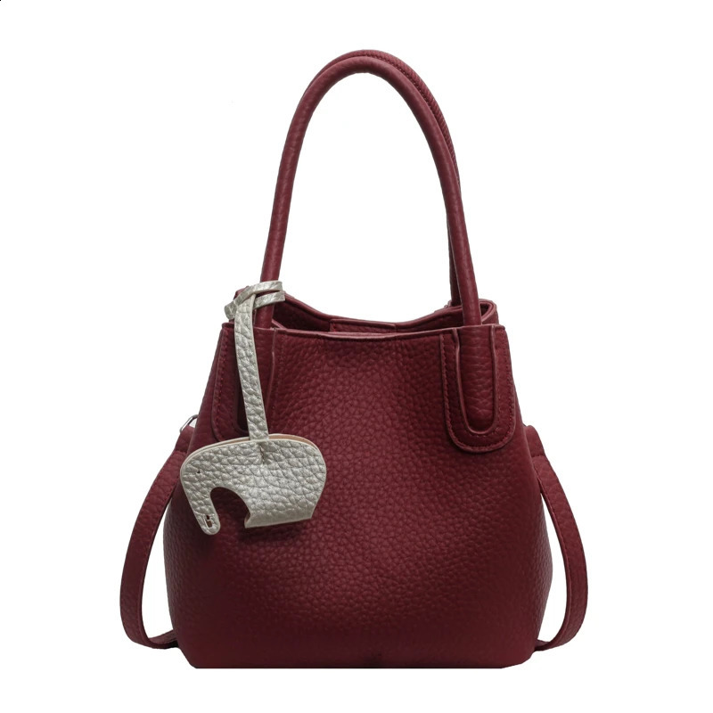 Fashionable and Simple PU Bucket Handbag with Buckle Solid Small Handbag and High Quality Womens Shoulder Bag Classic Style 241105