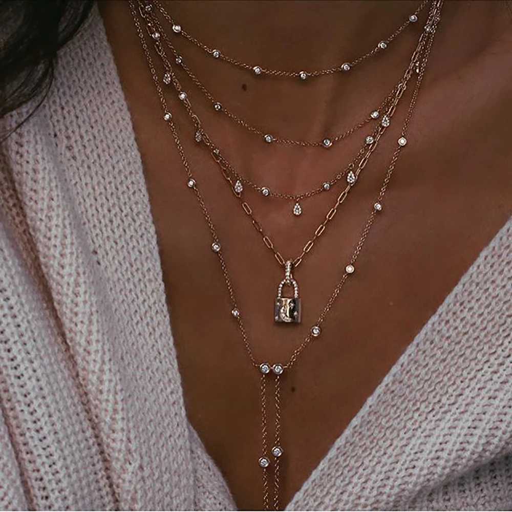 New vintage crystal Geetry star and moon lock necklace suitable for Wen 2020 Boho Mti ll pendant necklace Chokers jewelry gift X241106