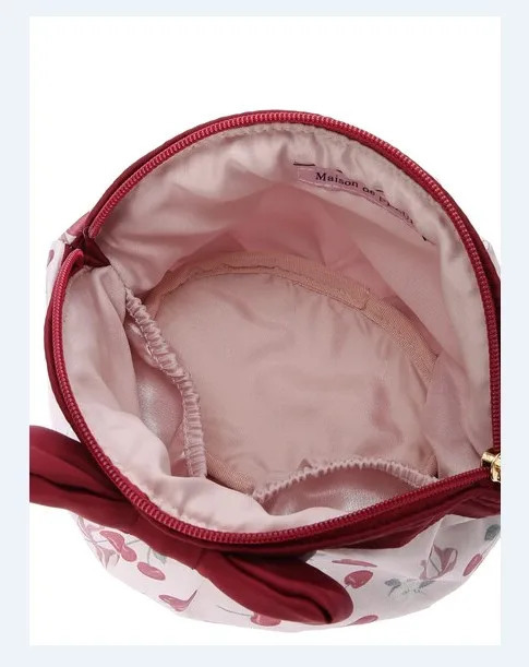 Home>Products>Japanese Style>Summer Classic Cute Fruit Cherry Clutch Makeup Bag241106