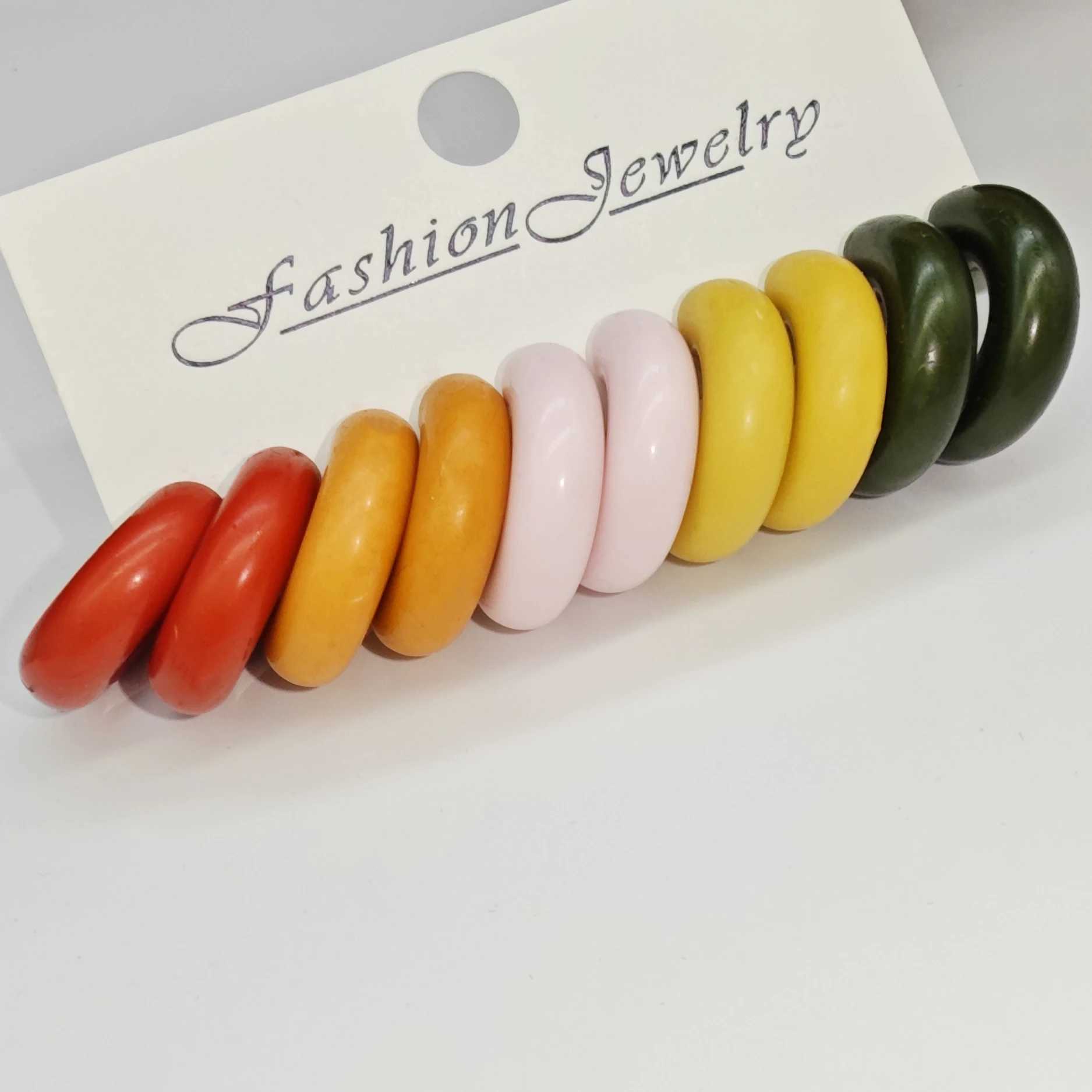 European and Cross border Jewelry Korea Edition Minimum Acrylic C-shaped Earrings Spring Colorful Dopamine Earrings X241106