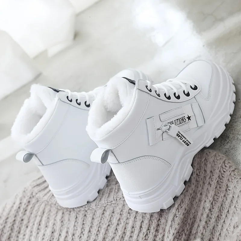 Couple Style Designer Women's Sports Shoes Casual High Top Women's 2025 Winter Plush Warm Thick Lace Up Men's Sports Shoes Size 45