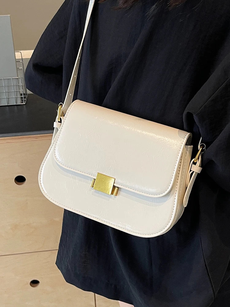 Vintage Burgundy Womens Shoulder Bag Autumn Winter PU Leather Flip Small Square Bag Womens Fashion Handbag241106