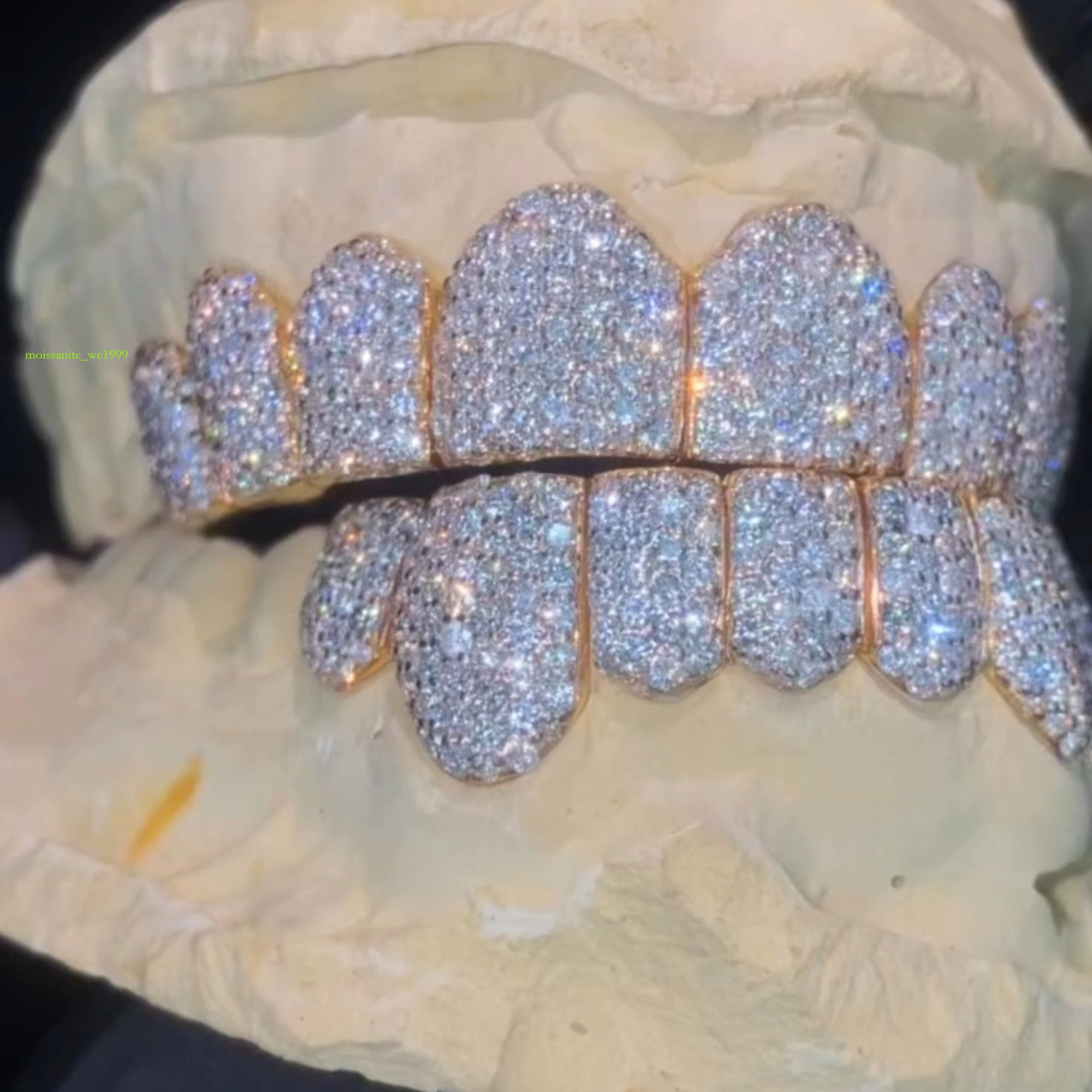 Hip Hop Custom Iced Out Moissanite Dia Grillz Teeth Sier Jewelry Best Price