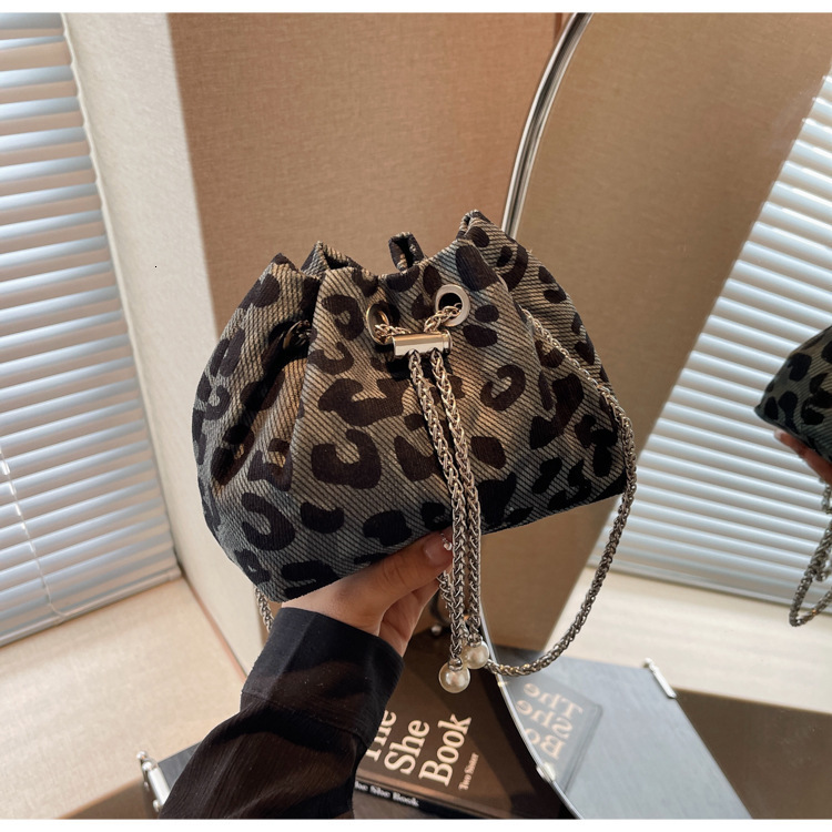 Bucket For Bags Handbags Women Metal Chain Shoulder Bag, Fashionable And Versatile Handbag With Cow Pattern Small Bag Designer