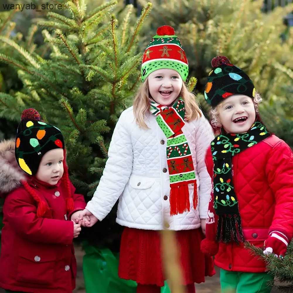 Wide Brim Hats Bucket Hats LED Christmas Knitted Hat Light Up Xmas Beanie Cap Unisex Winter Beanie Sweater Hat with Colorful LEDs for Christmas New Ye