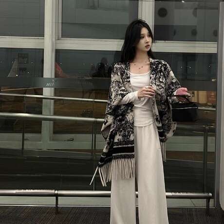 Ink black and white patterned autumn scarf, women's Korean version, versatile, high-end, warm cape shawl