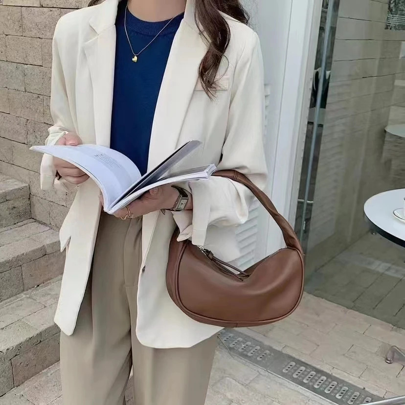 Solid color simple fashion soft leather handbag all-around bag submission date daily armpit bag small garbage bag 241105